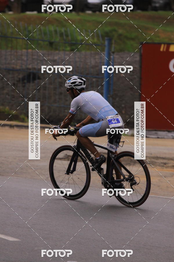 Buy your photos of the eventVSERIES Duathlon & Running on Fotop