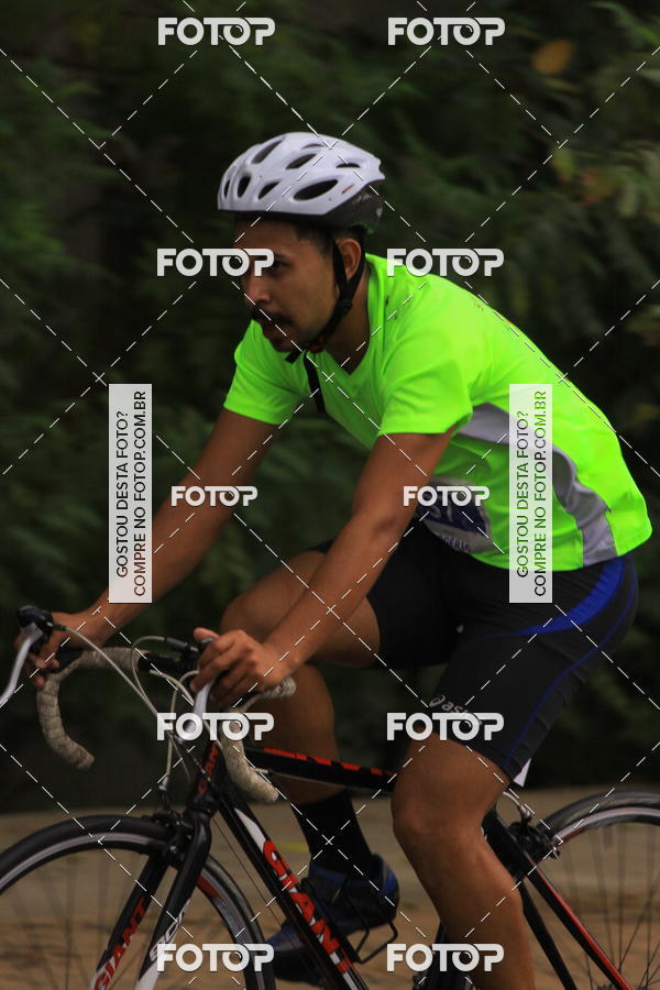 Buy your photos of the eventVSERIES Duathlon & Running on Fotop