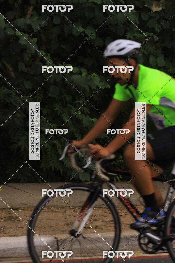 Buy your photos of the eventVSERIES Duathlon & Running on Fotop