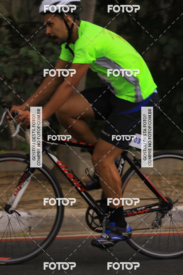 Buy your photos of the eventVSERIES Duathlon & Running on Fotop