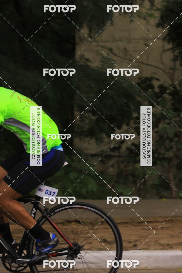 Buy your photos of the eventVSERIES Duathlon & Running on Fotop