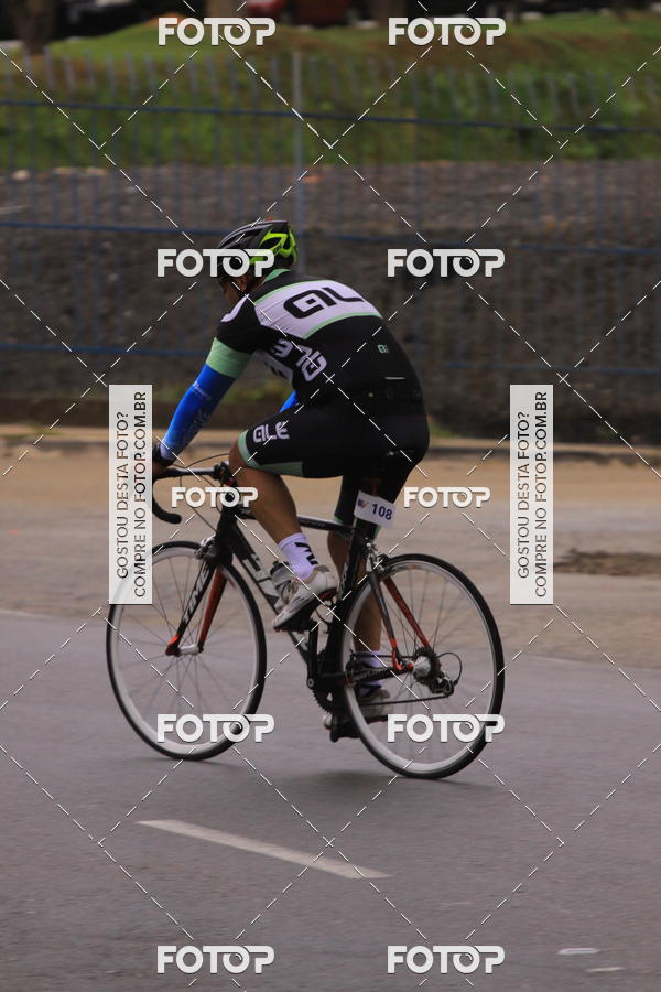 Buy your photos of the eventVSERIES Duathlon & Running on Fotop