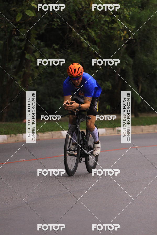 Buy your photos of the eventVSERIES Duathlon & Running on Fotop