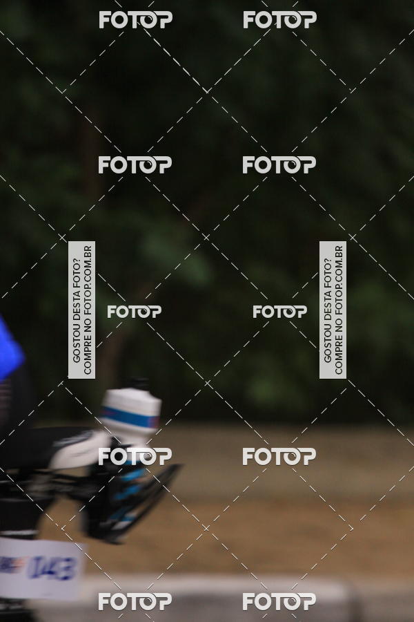 Buy your photos of the eventVSERIES Duathlon & Running on Fotop