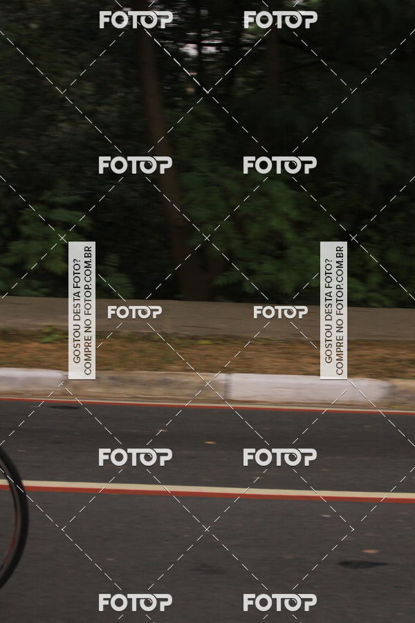 Buy your photos of the eventVSERIES Duathlon & Running on Fotop