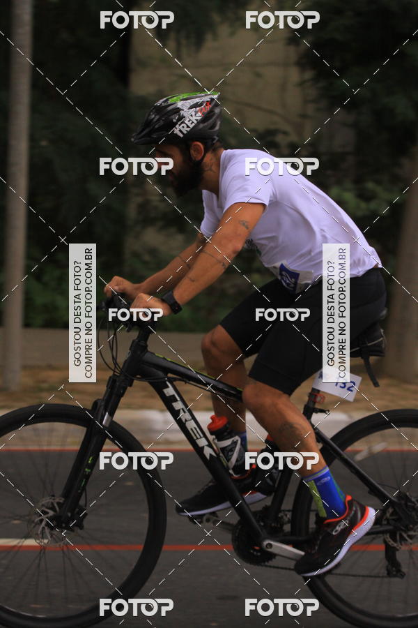 Buy your photos of the eventVSERIES Duathlon & Running on Fotop