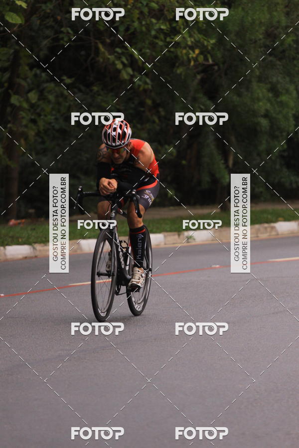 Buy your photos of the eventVSERIES Duathlon & Running on Fotop