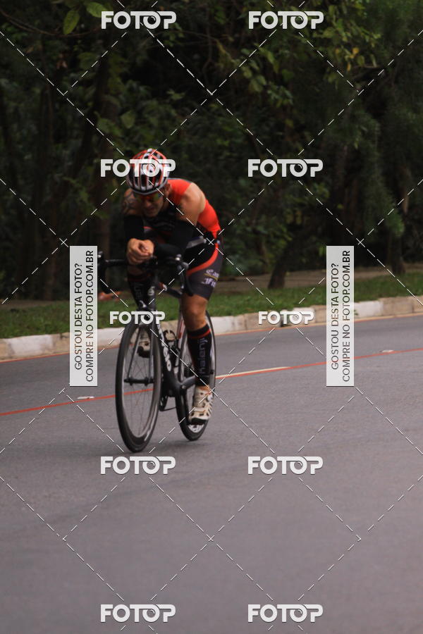 Buy your photos of the eventVSERIES Duathlon & Running on Fotop