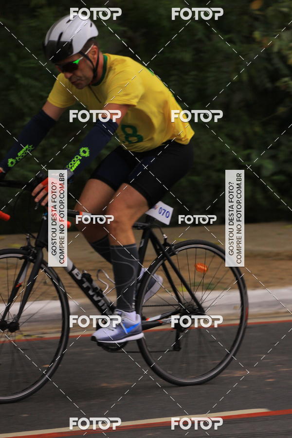 Buy your photos of the eventVSERIES Duathlon & Running on Fotop