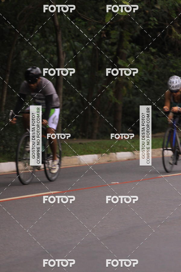 Buy your photos of the eventVSERIES Duathlon & Running on Fotop