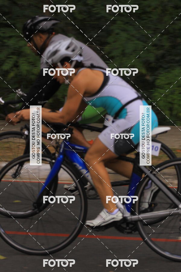 Buy your photos of the eventVSERIES Duathlon & Running on Fotop