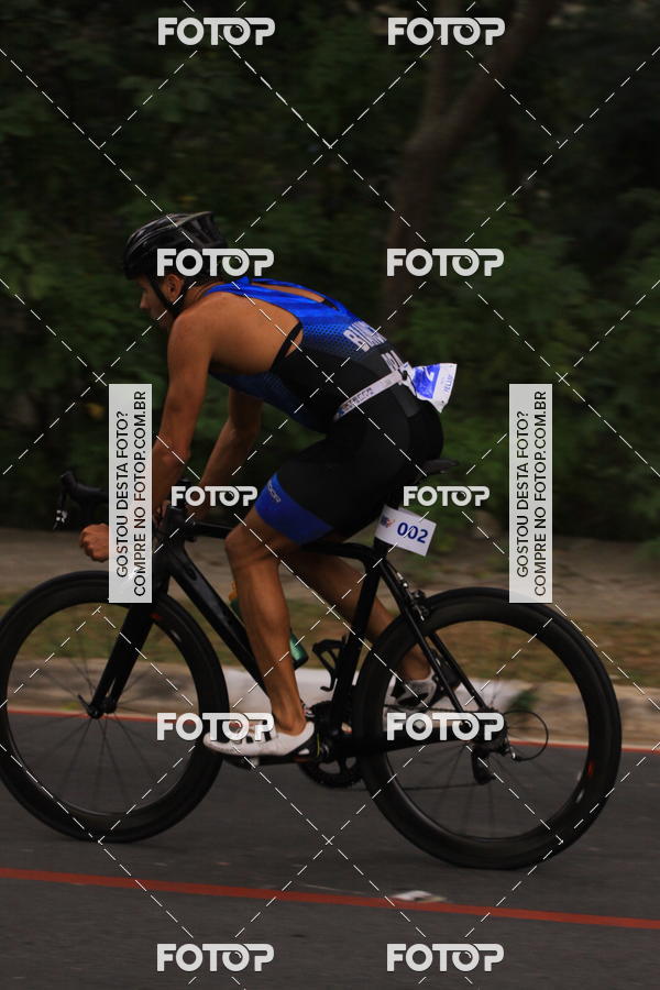 Buy your photos of the eventVSERIES Duathlon & Running on Fotop