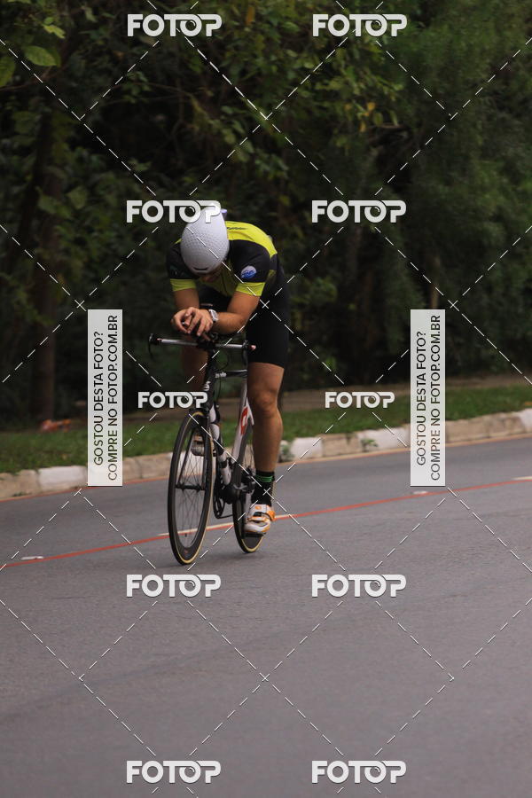 Buy your photos of the eventVSERIES Duathlon & Running on Fotop