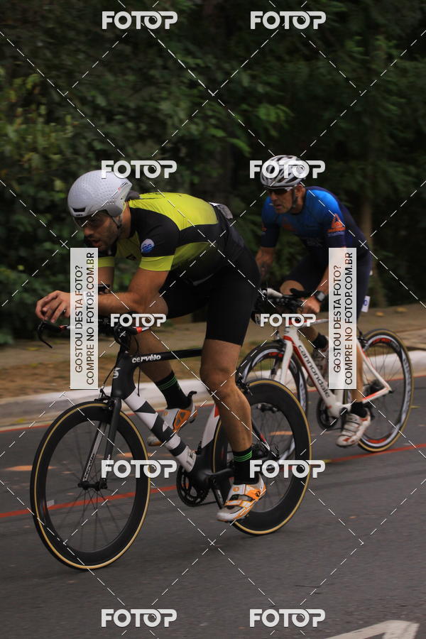 Buy your photos of the eventVSERIES Duathlon & Running on Fotop