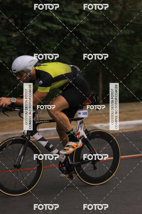 Buy your photos of the eventVSERIES Duathlon & Running on Fotop