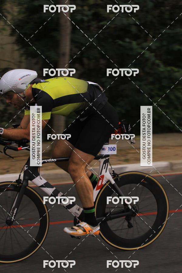 Buy your photos of the eventVSERIES Duathlon & Running on Fotop