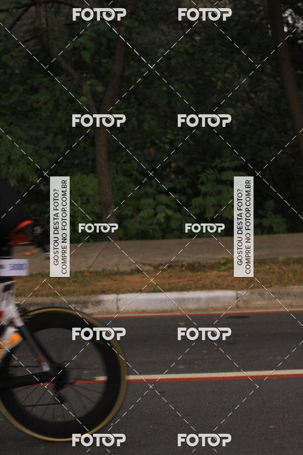 Buy your photos of the eventVSERIES Duathlon & Running on Fotop