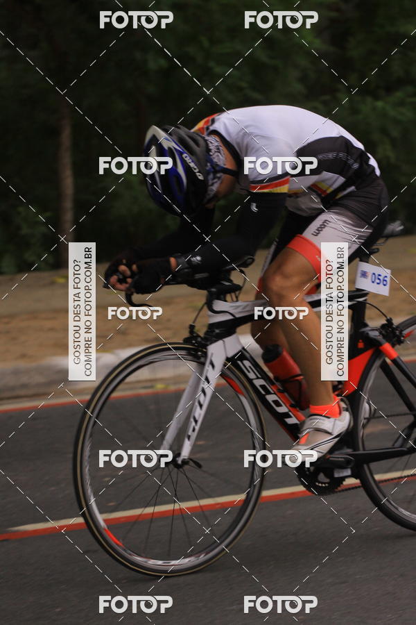 Buy your photos of the eventVSERIES Duathlon & Running on Fotop