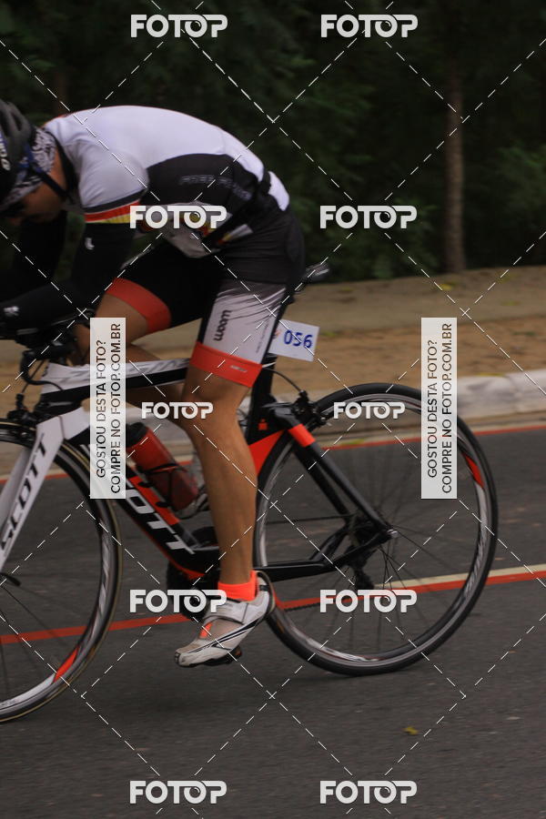 Buy your photos of the eventVSERIES Duathlon & Running on Fotop