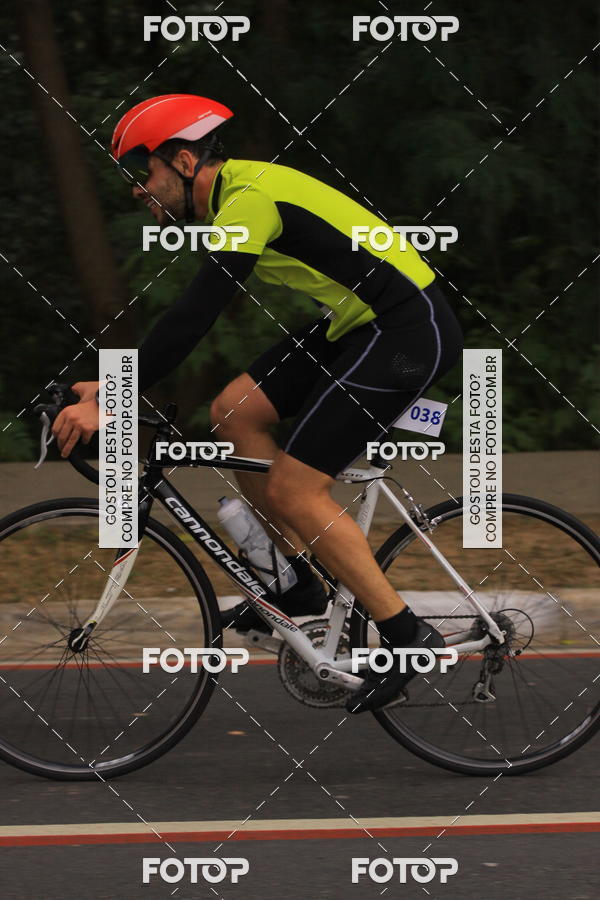 Buy your photos of the eventVSERIES Duathlon & Running on Fotop