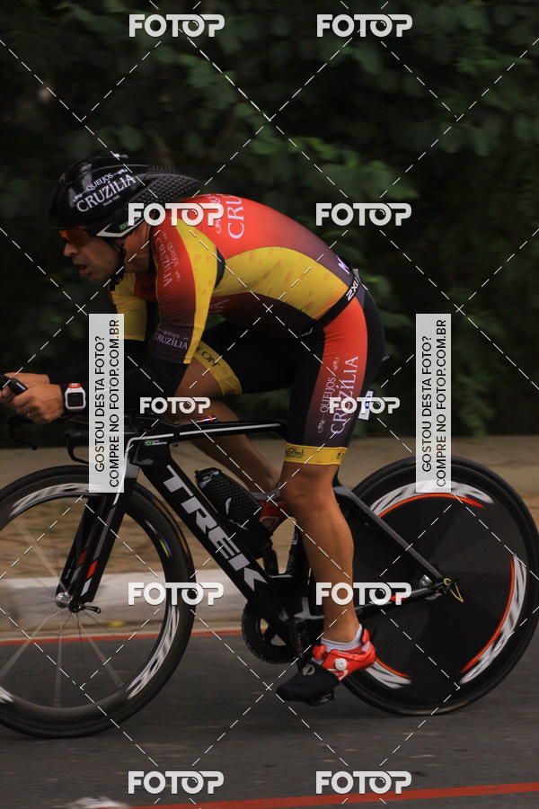 Buy your photos of the eventVSERIES Duathlon & Running on Fotop