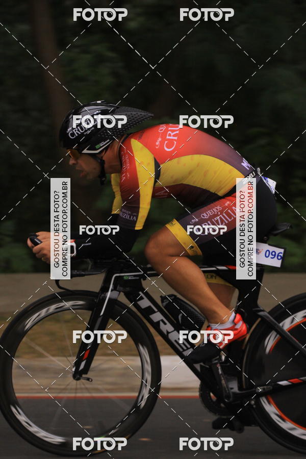 Buy your photos of the eventVSERIES Duathlon & Running on Fotop