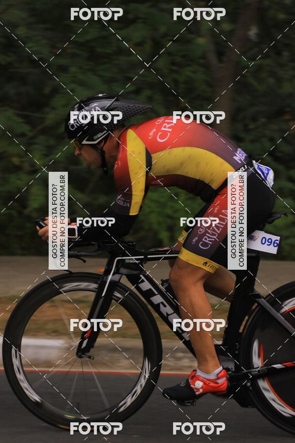 Buy your photos of the eventVSERIES Duathlon & Running on Fotop