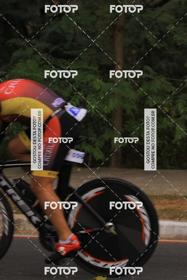 Buy your photos of the eventVSERIES Duathlon & Running on Fotop