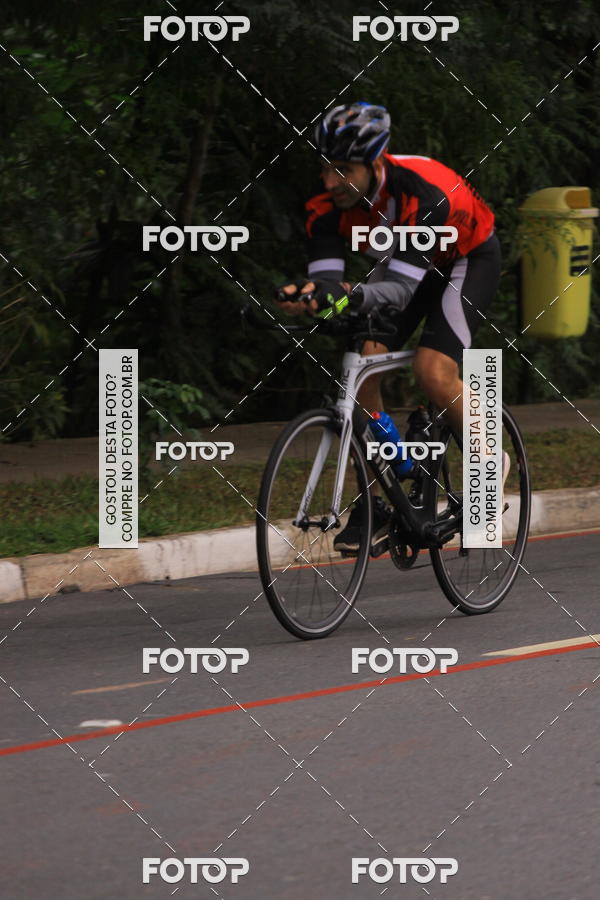 Buy your photos of the eventVSERIES Duathlon & Running on Fotop