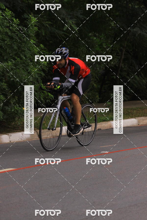 Buy your photos of the eventVSERIES Duathlon & Running on Fotop