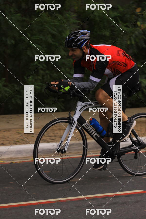 Buy your photos of the eventVSERIES Duathlon & Running on Fotop