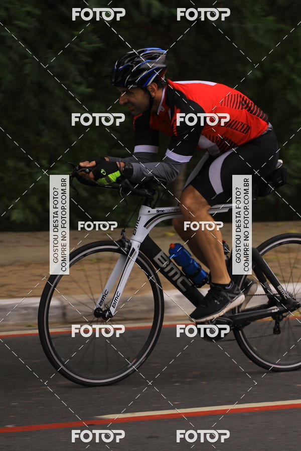 Buy your photos of the eventVSERIES Duathlon & Running on Fotop