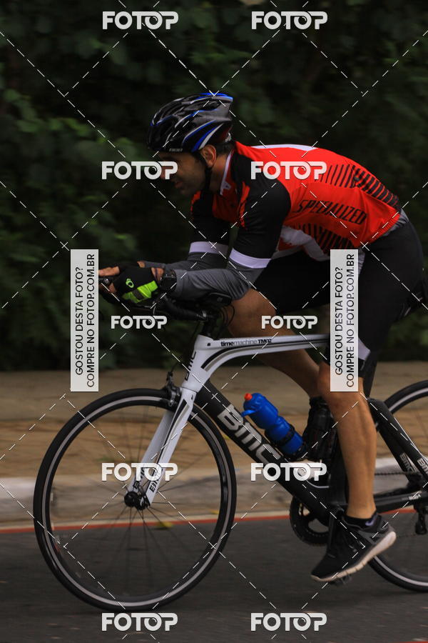 Buy your photos of the eventVSERIES Duathlon & Running on Fotop