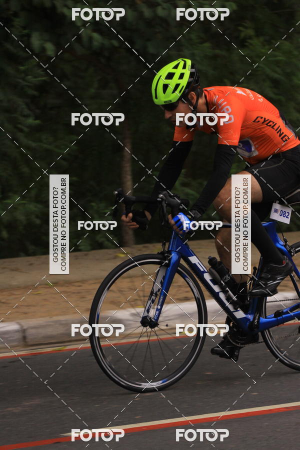 Buy your photos of the eventVSERIES Duathlon & Running on Fotop