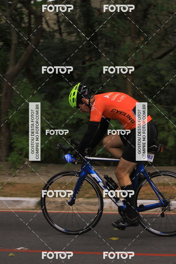 Buy your photos of the eventVSERIES Duathlon & Running on Fotop