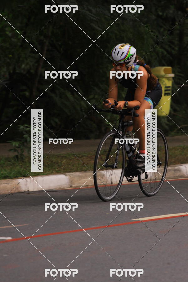 Buy your photos of the eventVSERIES Duathlon & Running on Fotop
