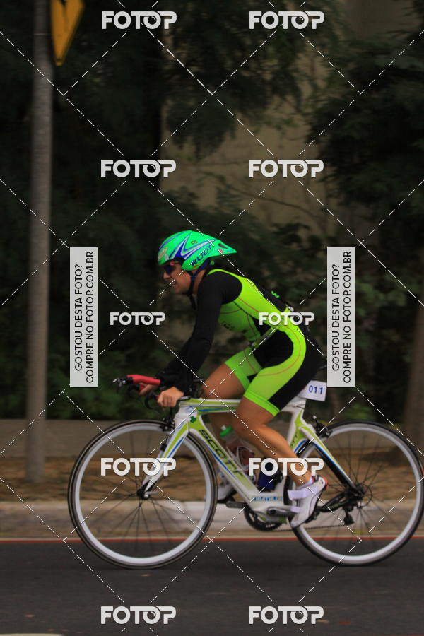 Buy your photos of the eventVSERIES Duathlon & Running on Fotop