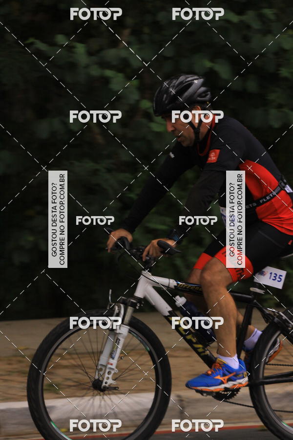 Buy your photos of the eventVSERIES Duathlon & Running on Fotop