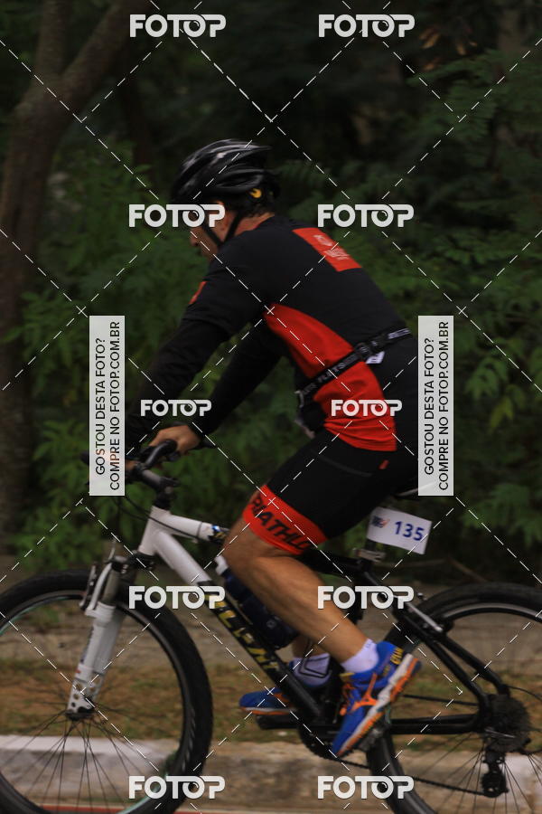 Buy your photos of the eventVSERIES Duathlon & Running on Fotop