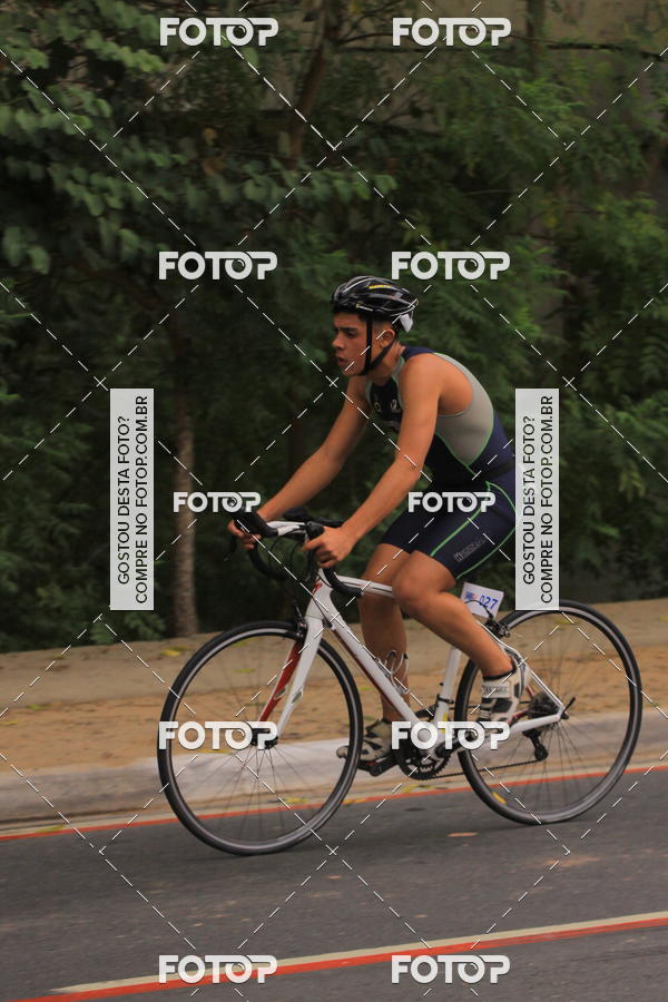 Buy your photos of the eventVSERIES Duathlon & Running on Fotop