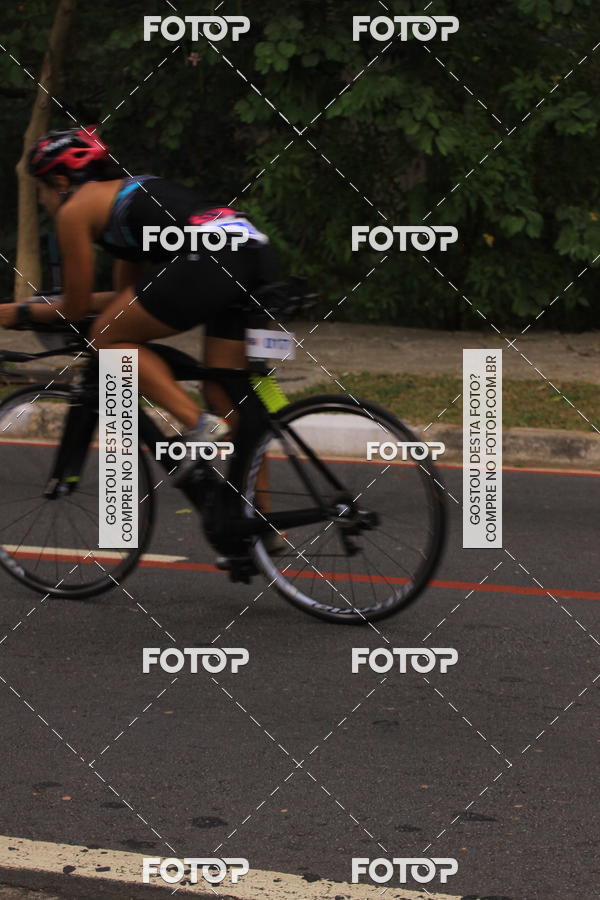 Buy your photos of the eventVSERIES Duathlon & Running on Fotop