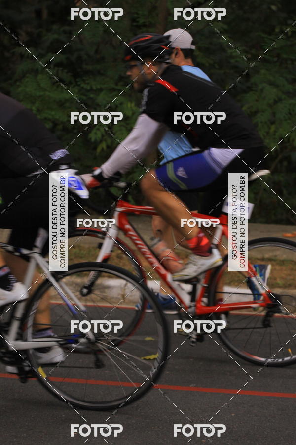 Buy your photos of the eventVSERIES Duathlon & Running on Fotop