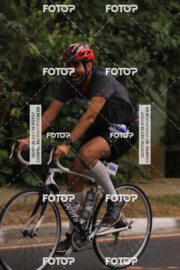 Buy your photos of the eventVSERIES Duathlon & Running on Fotop