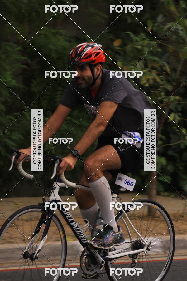 Buy your photos of the eventVSERIES Duathlon & Running on Fotop