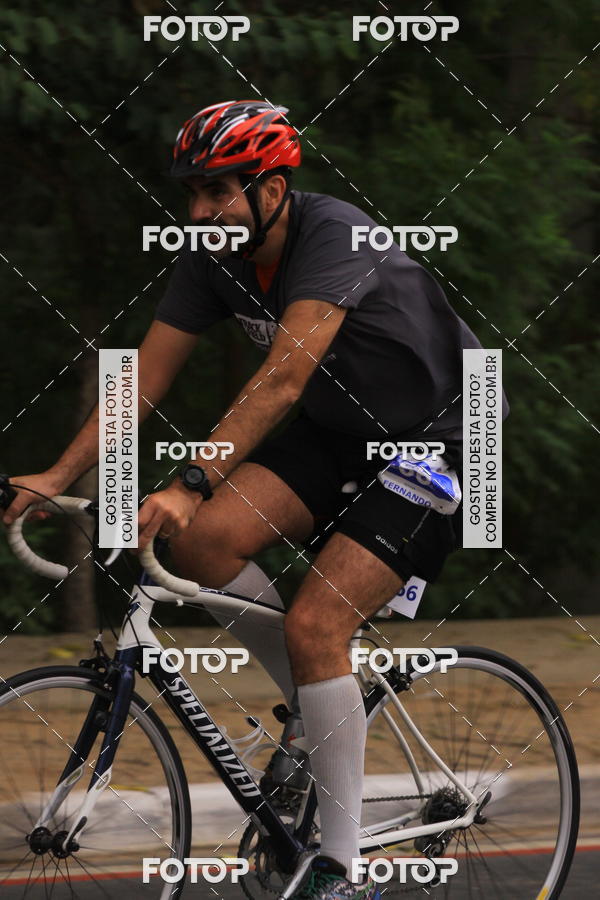 Buy your photos of the eventVSERIES Duathlon & Running on Fotop