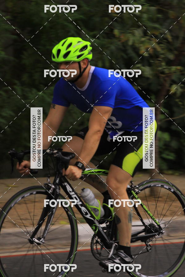 Buy your photos of the eventVSERIES Duathlon & Running on Fotop