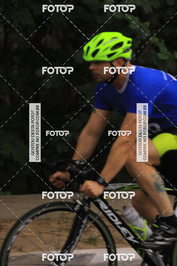 Buy your photos of the eventVSERIES Duathlon & Running on Fotop