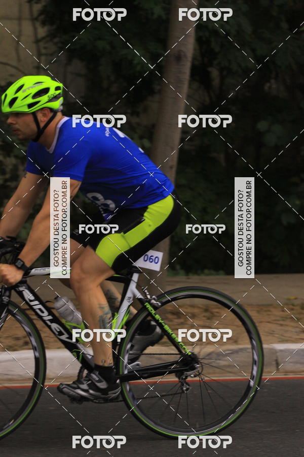 Buy your photos of the eventVSERIES Duathlon & Running on Fotop