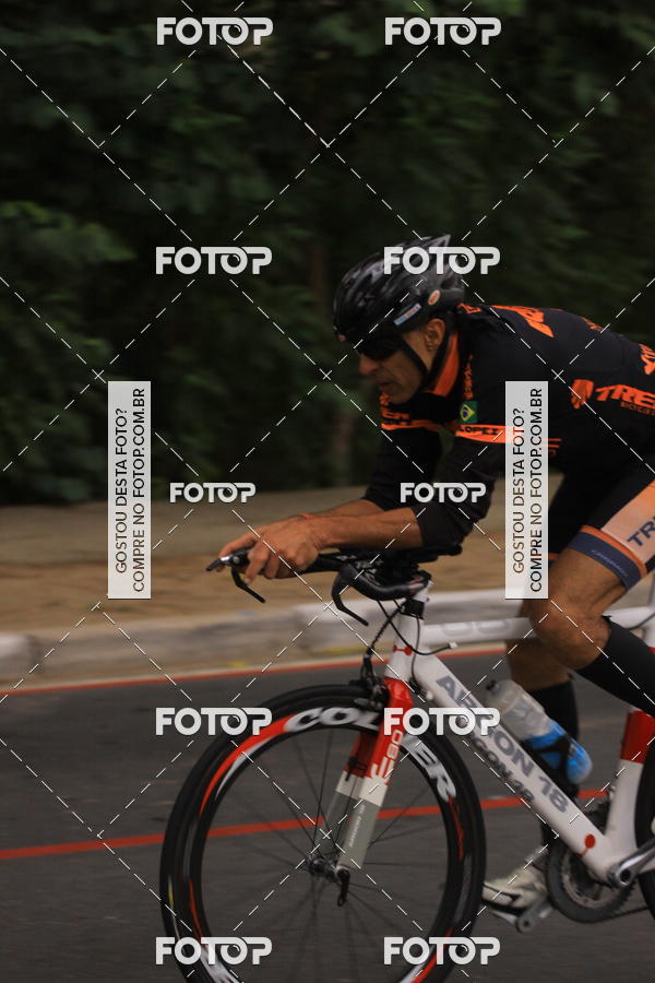 Buy your photos of the eventVSERIES Duathlon & Running on Fotop