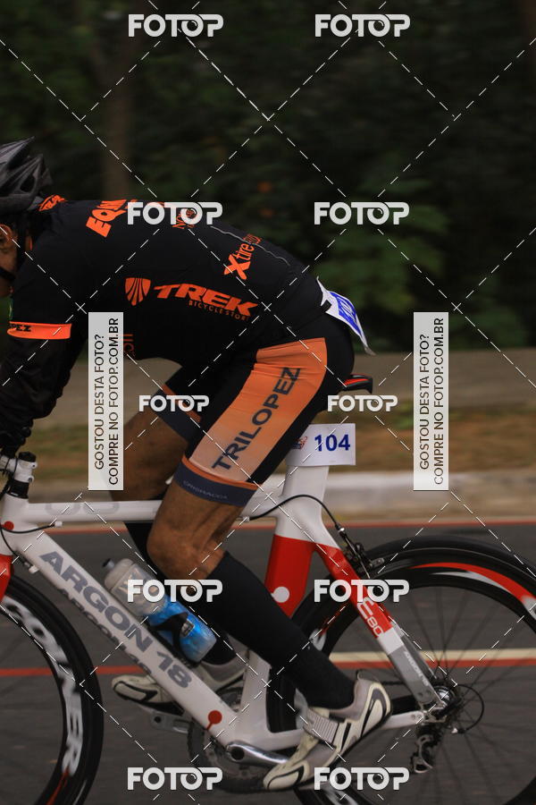 Buy your photos of the eventVSERIES Duathlon & Running on Fotop